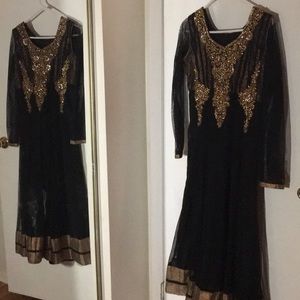 Desi Outfit/ salawar Kameez